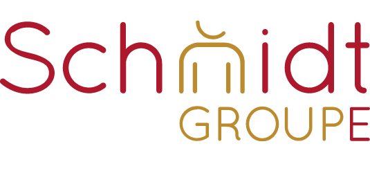 Le logo de Schmidt, fabricant de cuisines, exprime l’élégance et l’innovation, avec un design moderne qui illustre la personnalisation et la qualité de ses produits.